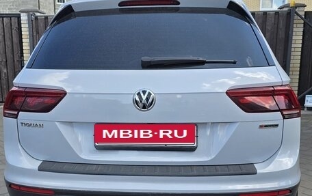 Volkswagen Tiguan II, 2020 год, 2 450 000 рублей, 13 фотография