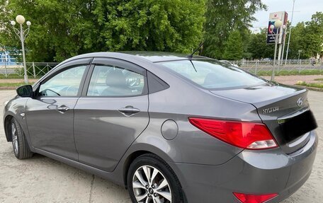 Hyundai Solaris II рестайлинг, 2015 год, 1 300 000 рублей, 8 фотография