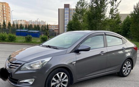 Hyundai Solaris II рестайлинг, 2015 год, 1 300 000 рублей, 10 фотография