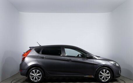 Hyundai Solaris II рестайлинг, 2011 год, 780 000 рублей, 4 фотография