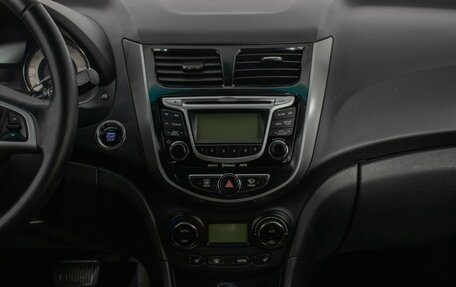 Hyundai Solaris II рестайлинг, 2011 год, 780 000 рублей, 14 фотография