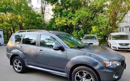 Mitsubishi Outlander III рестайлинг 3, 2011 год, 910 000 рублей, 7 фотография