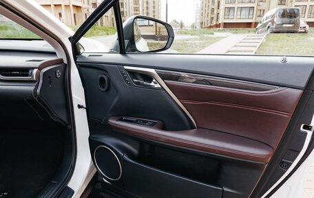 Lexus RX IV рестайлинг, 2019 год, 5 550 000 рублей, 16 фотография