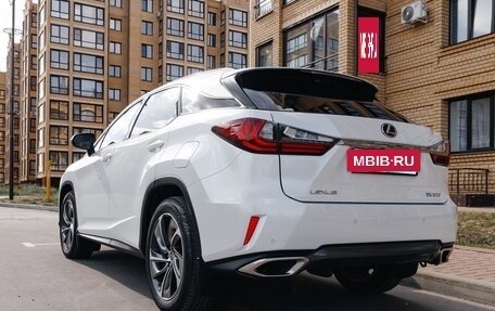 Lexus RX IV рестайлинг, 2019 год, 5 550 000 рублей, 3 фотография
