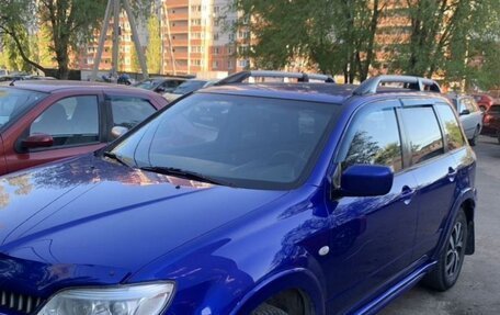 Mitsubishi Outlander III рестайлинг 3, 2004 год, 510 000 рублей, 5 фотография