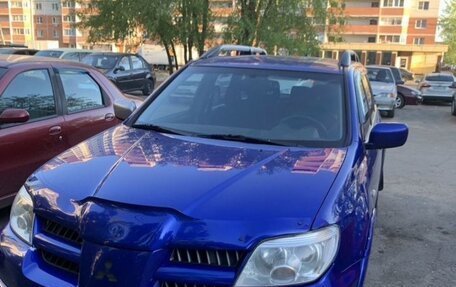 Mitsubishi Outlander III рестайлинг 3, 2004 год, 510 000 рублей, 7 фотография