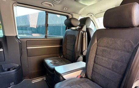 Volkswagen Multivan T6 рестайлинг, 2015 год, 3 800 000 рублей, 8 фотография