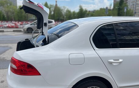 Skoda Superb III рестайлинг, 2014 год, 1 730 000 рублей, 12 фотография