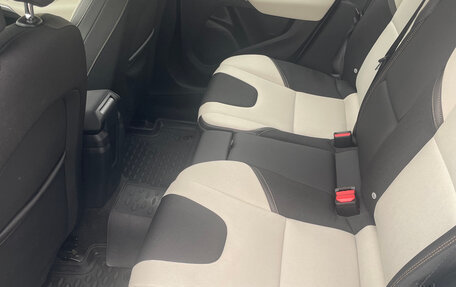 Volvo V40 Cross Country I, 2018 год, 2 400 000 рублей, 11 фотография