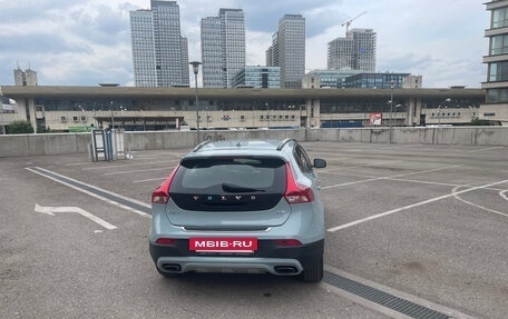 Volvo V40 Cross Country I, 2018 год, 2 400 000 рублей, 4 фотография