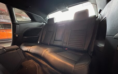 Dodge Challenger III рестайлинг 2, 2013 год, 2 200 000 рублей, 11 фотография