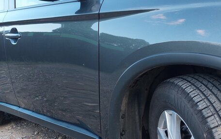 Mitsubishi Outlander III рестайлинг 3, 2014 год, 1 250 000 рублей, 3 фотография