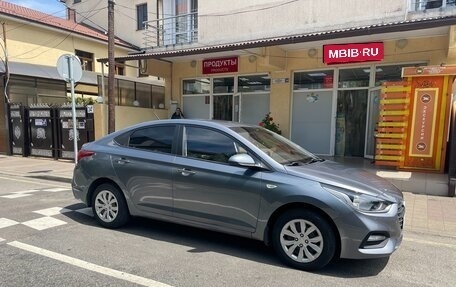 Hyundai Solaris II рестайлинг, 2017 год, 1 150 000 рублей, 4 фотография