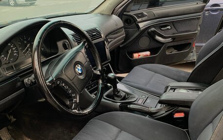 BMW 5 серия, 2000 год, 650 000 рублей, 13 фотография
