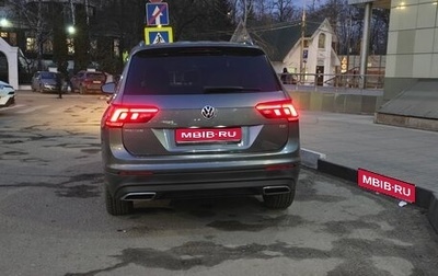 Volkswagen Tiguan II, 2018 год, 1 700 500 рублей, 1 фотография