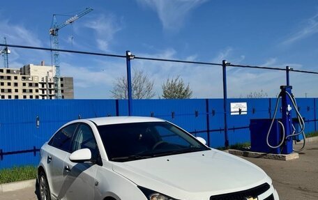 Chevrolet Cruze II, 2011 год, 650 000 рублей, 4 фотография