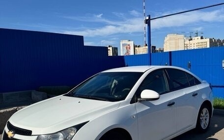 Chevrolet Cruze II, 2011 год, 650 000 рублей, 5 фотография