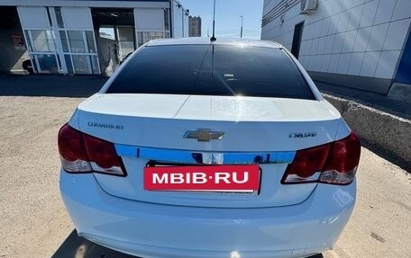 Chevrolet Cruze II, 2011 год, 650 000 рублей, 9 фотография