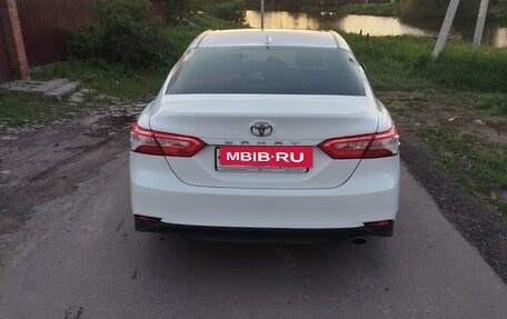 Toyota Camry, 2019 год, 2 150 000 рублей, 7 фотография