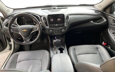 Chevrolet Malibu IX, 2018 год, 1 580 000 рублей, 13 фотография