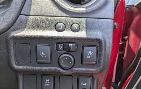 Nissan Note II рестайлинг, 2019 год, 1 000 000 рублей, 14 фотография