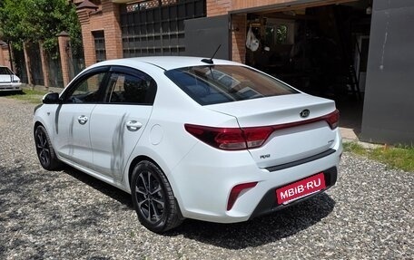 KIA Rio IV, 2018 год, 1 200 000 рублей, 5 фотография