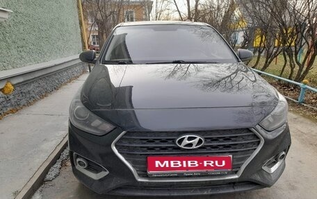 Hyundai Solaris II рестайлинг, 2018 год, 986 144 рублей, 1 фотография