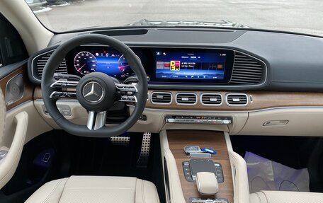 Mercedes-Benz GLS, 2024 год, 23 200 000 рублей, 11 фотография
