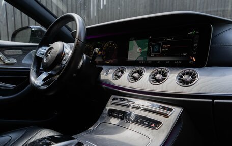Mercedes-Benz CLS, 2019 год, 6 000 000 рублей, 9 фотография