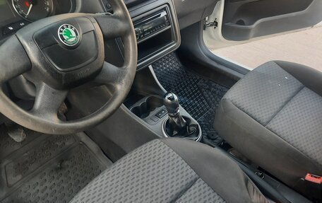 Skoda Fabia II, 2011 год, 500 000 рублей, 9 фотография