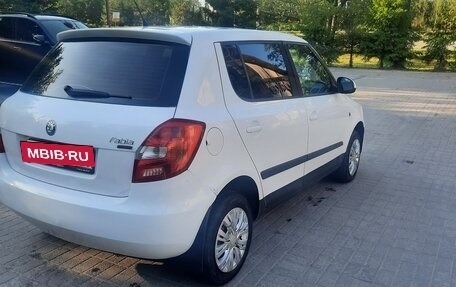 Skoda Fabia II, 2011 год, 500 000 рублей, 5 фотография
