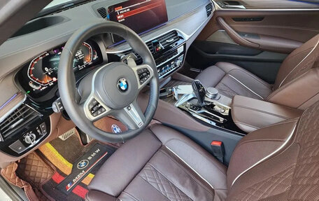BMW 5 серия, 2022 год, 5 690 131 рублей, 6 фотография