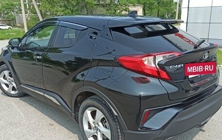 Toyota C-HR I рестайлинг, 2019 год, 1 750 000 рублей, 6 фотография