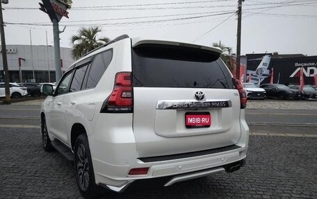 Toyota Land Cruiser Prado 150 рестайлинг 2, 2022 год, 4 790 131 рублей, 3 фотография