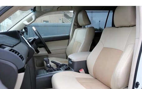 Toyota Land Cruiser Prado 150 рестайлинг 2, 2022 год, 3 625 123 рублей, 12 фотография