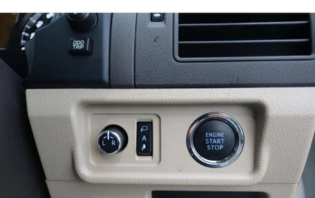 Toyota Land Cruiser Prado 150 рестайлинг 2, 2022 год, 3 625 123 рублей, 27 фотография