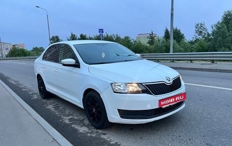 Skoda Rapid I, 2018 год, 705 000 рублей, 3 фотография