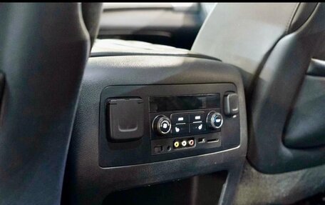 Chevrolet Tahoe IV, 2015 год, 3 150 000 рублей, 7 фотография