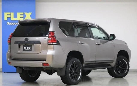 Toyota Land Cruiser Prado 150 рестайлинг 2, 2020 год, 3 520 123 рублей, 3 фотография