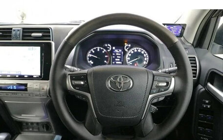 Toyota Land Cruiser Prado 150 рестайлинг 2, 2020 год, 3 520 123 рублей, 11 фотография