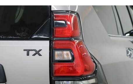 Toyota Land Cruiser Prado 150 рестайлинг 2, 2020 год, 3 520 123 рублей, 24 фотография
