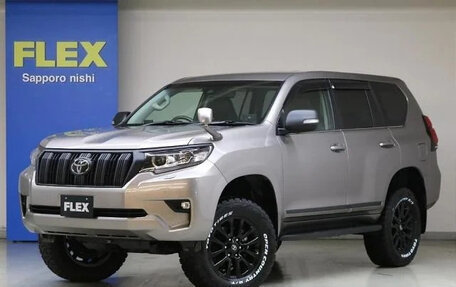 Toyota Land Cruiser Prado 150 рестайлинг 2, 2020 год, 3 520 123 рублей, 28 фотография