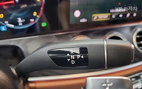Mercedes-Benz E-Класс, 2021 год, 3 850 000 рублей, 7 фотография