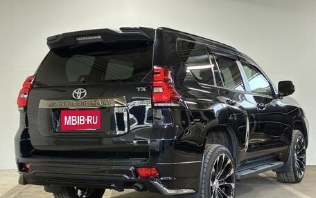 Toyota Land Cruiser Prado 150 рестайлинг 2, 2021 год, 3 489 123 рублей, 5 фотография