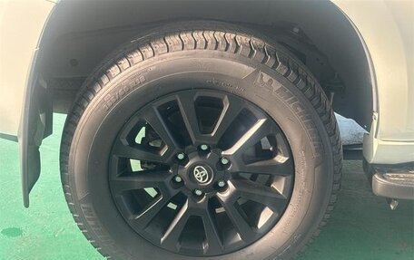 Toyota Land Cruiser Prado 150 рестайлинг 2, 2022 год, 3 562 123 рублей, 30 фотография