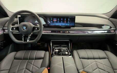 BMW 7 серия, 2025 год, 24 690 000 рублей, 6 фотография