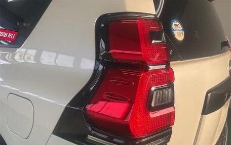 Toyota Land Cruiser Prado 150 рестайлинг 2, 2022 год, 3 562 123 рублей, 28 фотография