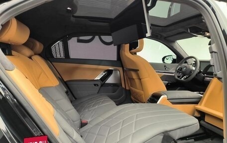 BMW 7 серия, 2025 год, 24 690 000 рублей, 13 фотография