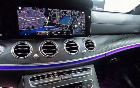Mercedes-Benz E-Класс, 2022 год, 4 800 000 рублей, 13 фотография