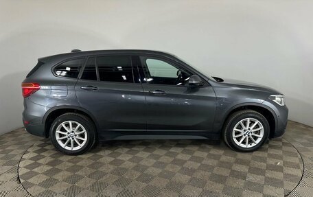 BMW X1, 2018 год, 2 800 000 рублей, 4 фотография